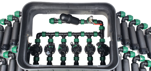Układ rozdzielni elektrozaworów w studzience Jumbo, zdjęcie poglądowe www.akant-ogrody.pl