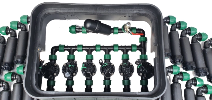 Układ rozdzielni elektrozaworów w studzience Jumbo, zdjęcie poglądowe www.akant-ogrody.pl