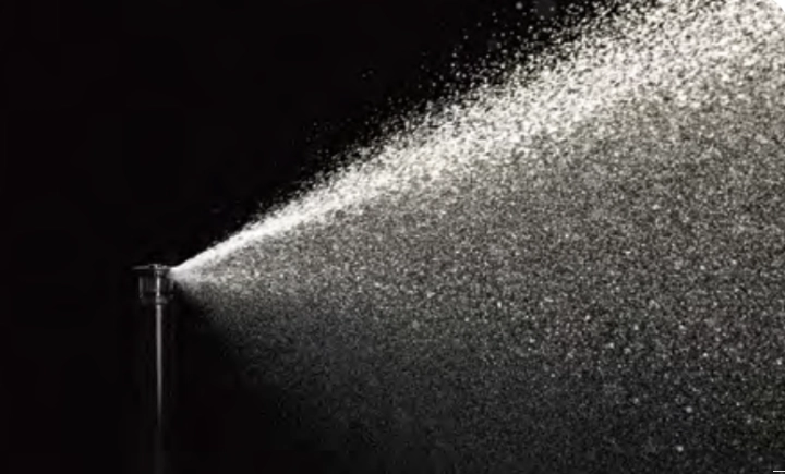 Silne strumienie i duże krople wody Dysza regulowana 12 HE-VAN Rain Bird Promień 2,7m-3,7m do zraszaczy wynurzalnych