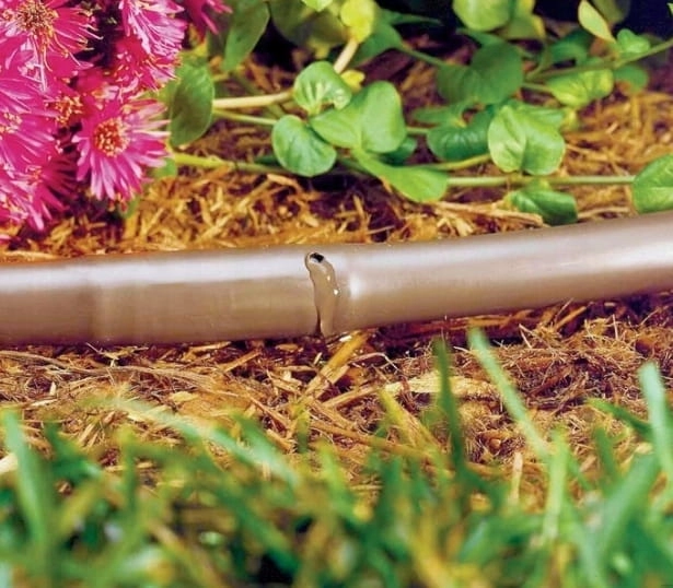 Linia kroplująca SOLID z kompensacją ciśnienia 16mm/33cm | brązowa 100 metrów