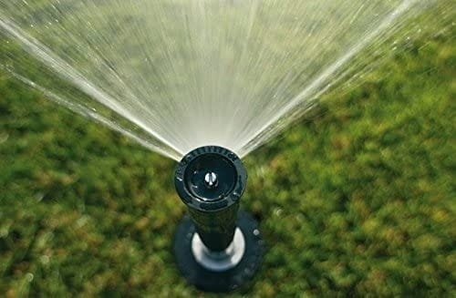 Dysza MPR o stałym kącie, to taka, która nie obraca się w czasie działania i emituje wodę w postaci płaszcza wodnego